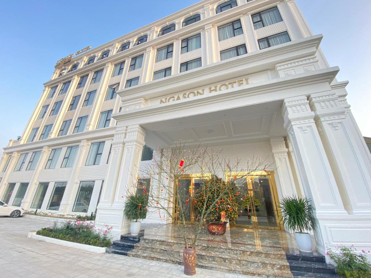 Khach San Nga Son Hotel ภายนอก รูปภาพ