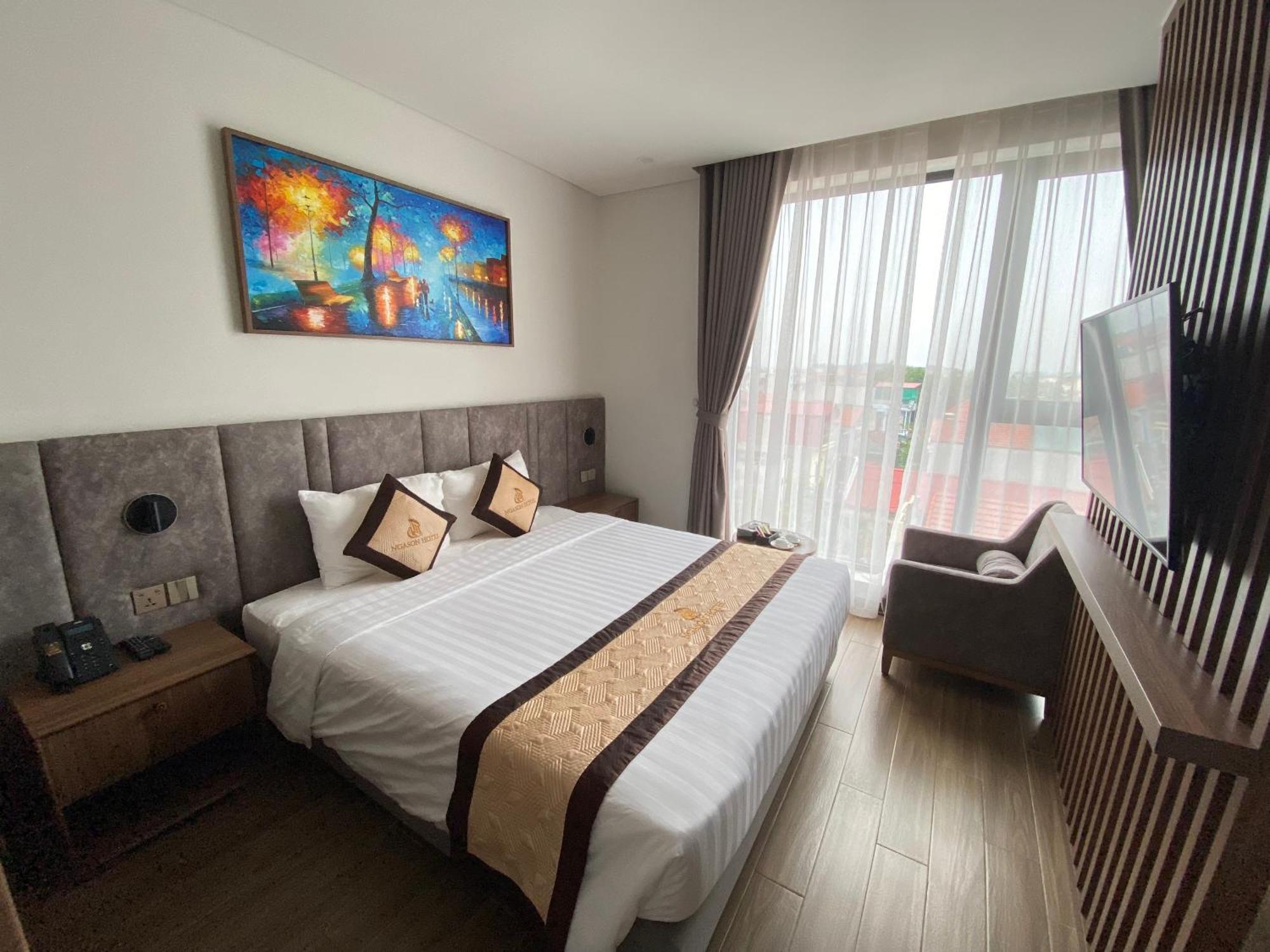 Khach San Nga Son Hotel ภายนอก รูปภาพ